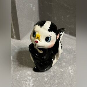 Cute Vintage Skunk Kress 1956 3.8” x 2.75” *Some Damage